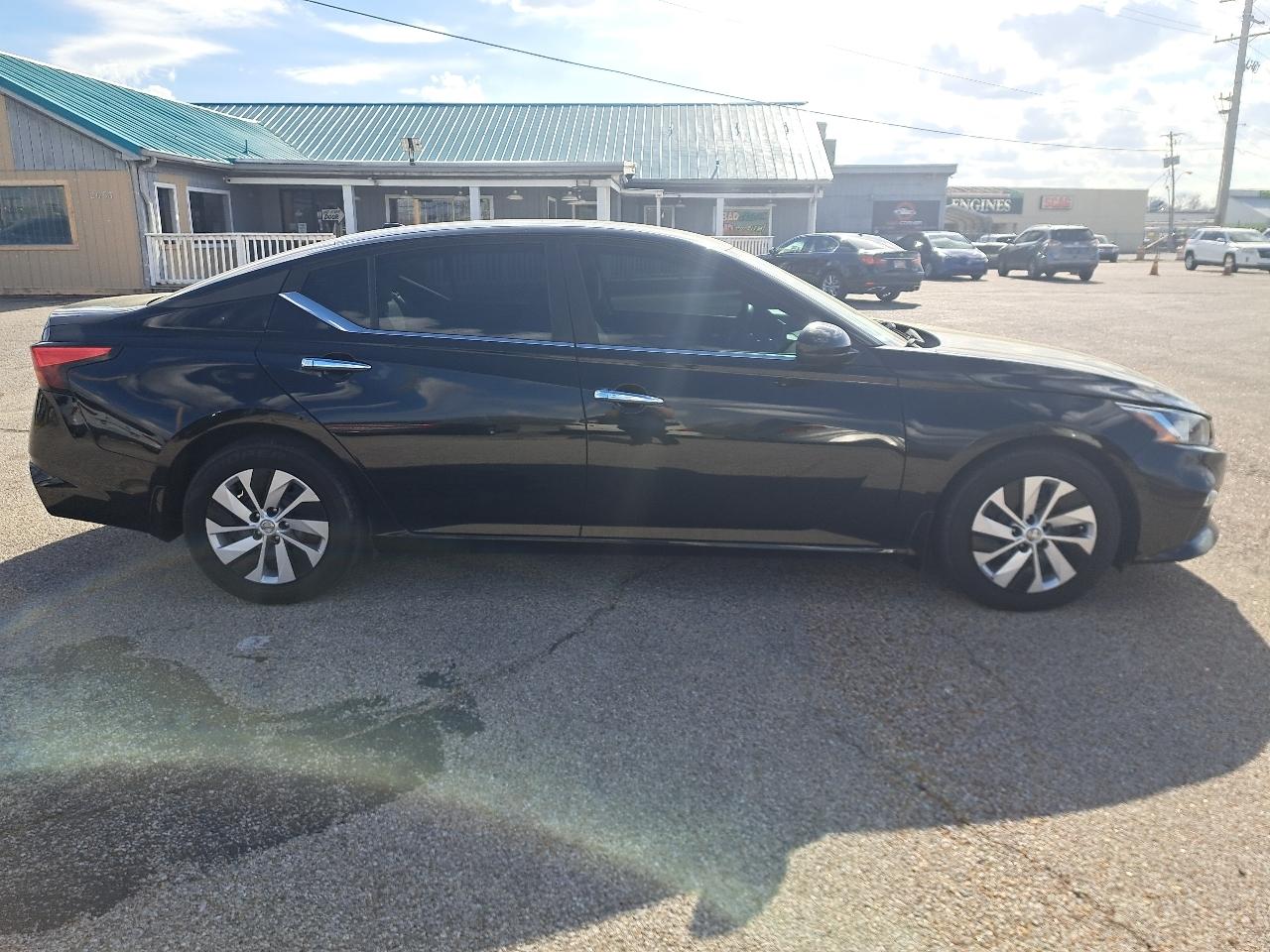 Nissan Altima S 2020