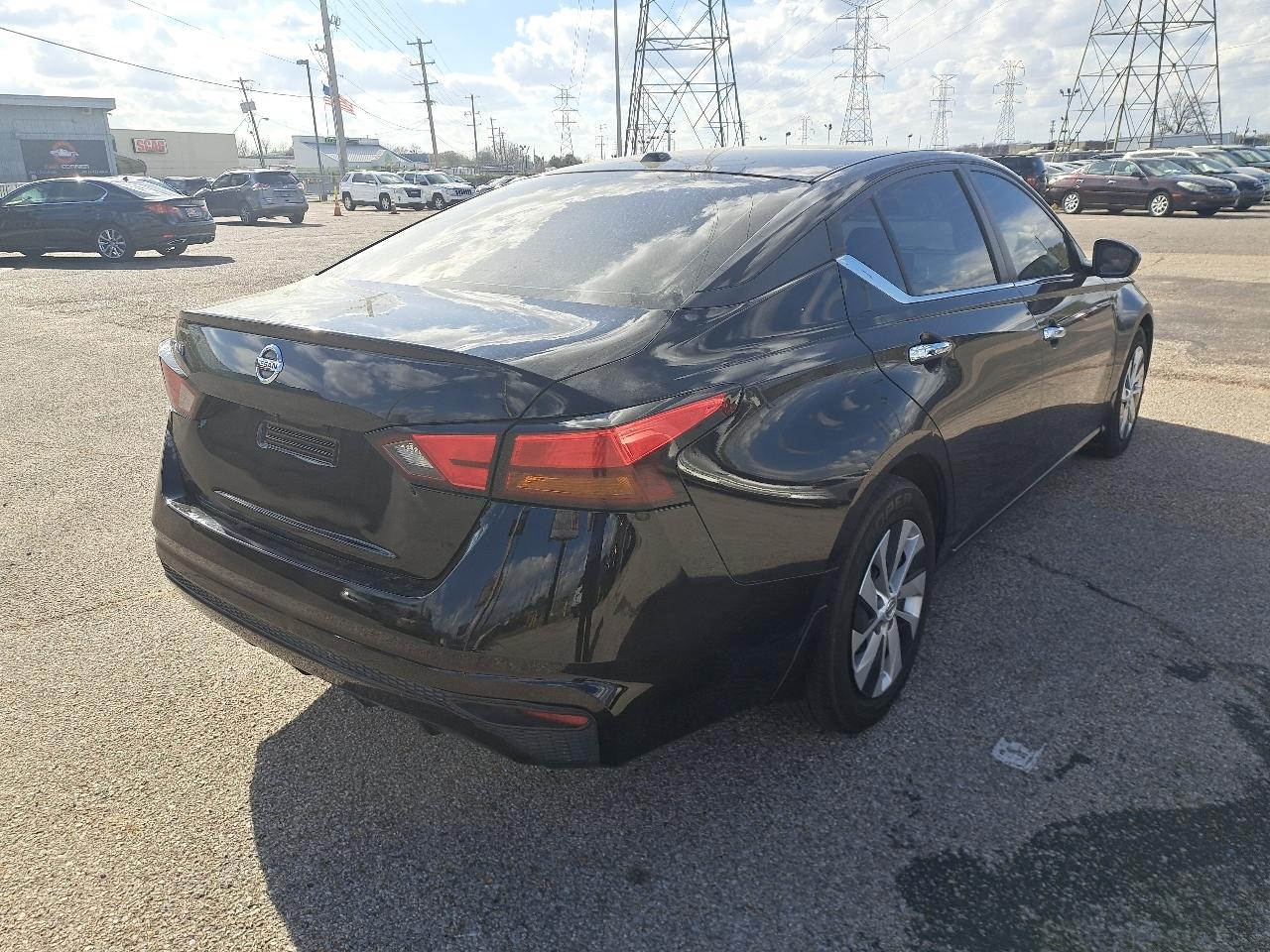 Nissan Altima S 2020