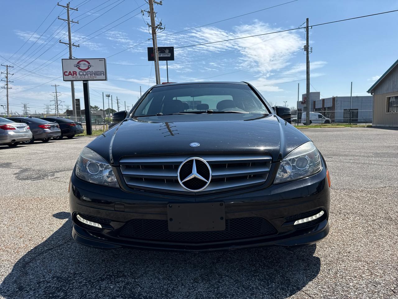 Mercedes-Benz C-Class C300 4MATIC Luxury Sedan 2011