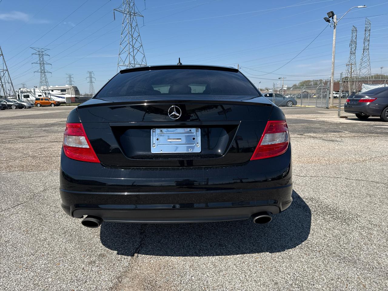 Mercedes-Benz C-Class C300 4MATIC Luxury Sedan 2011