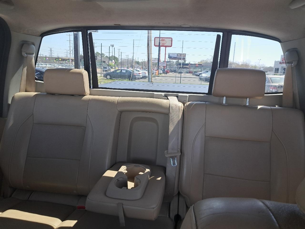 Nissan Titan XE Crew Cab 4WD SWB 2009