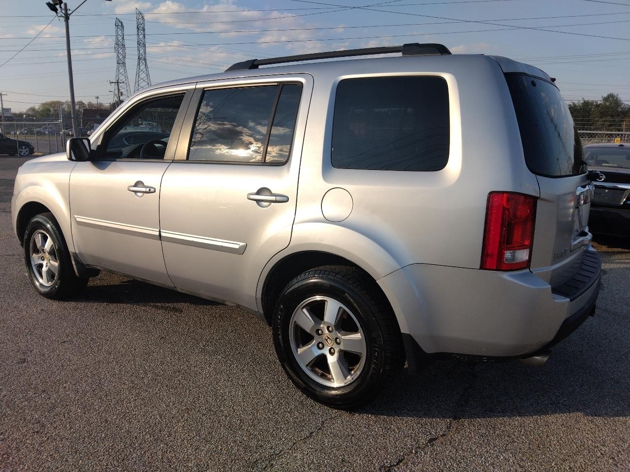 Honda Pilot EX 2WD 5-Spd AT 2010