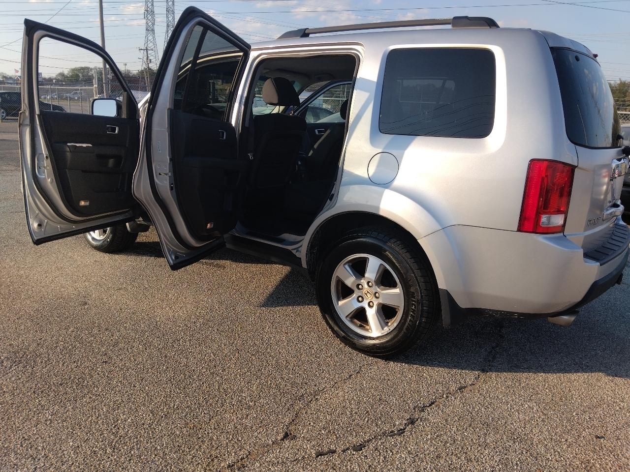 Honda Pilot EX 2WD 5-Spd AT 2010