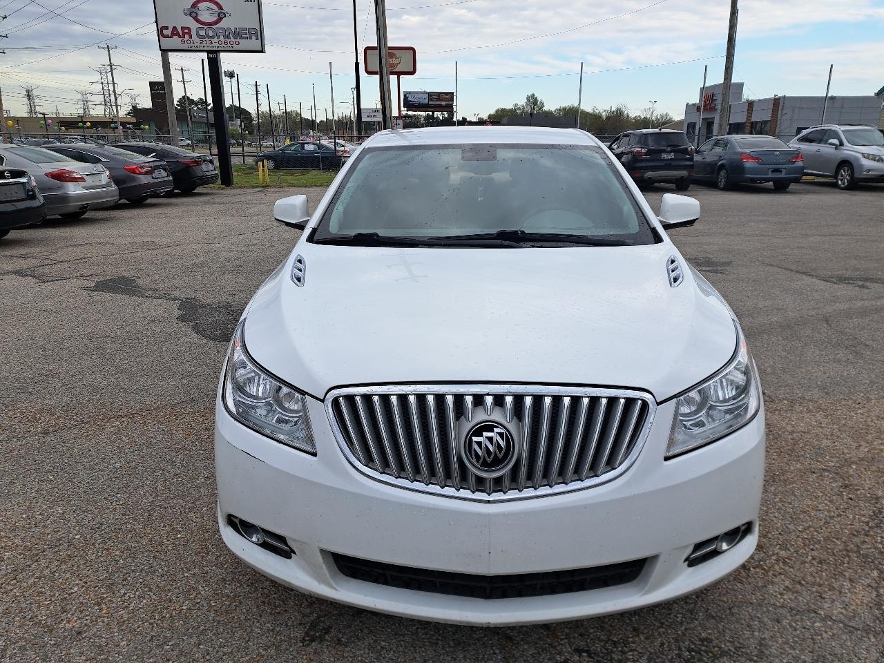 Buick LaCrosse 4dr Sdn CXL 2011