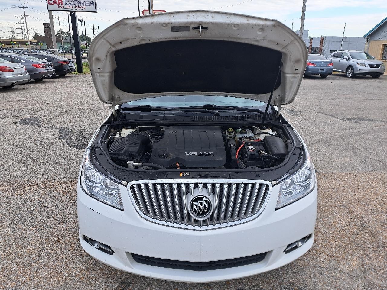 Buick LaCrosse 4dr Sdn CXL 2011