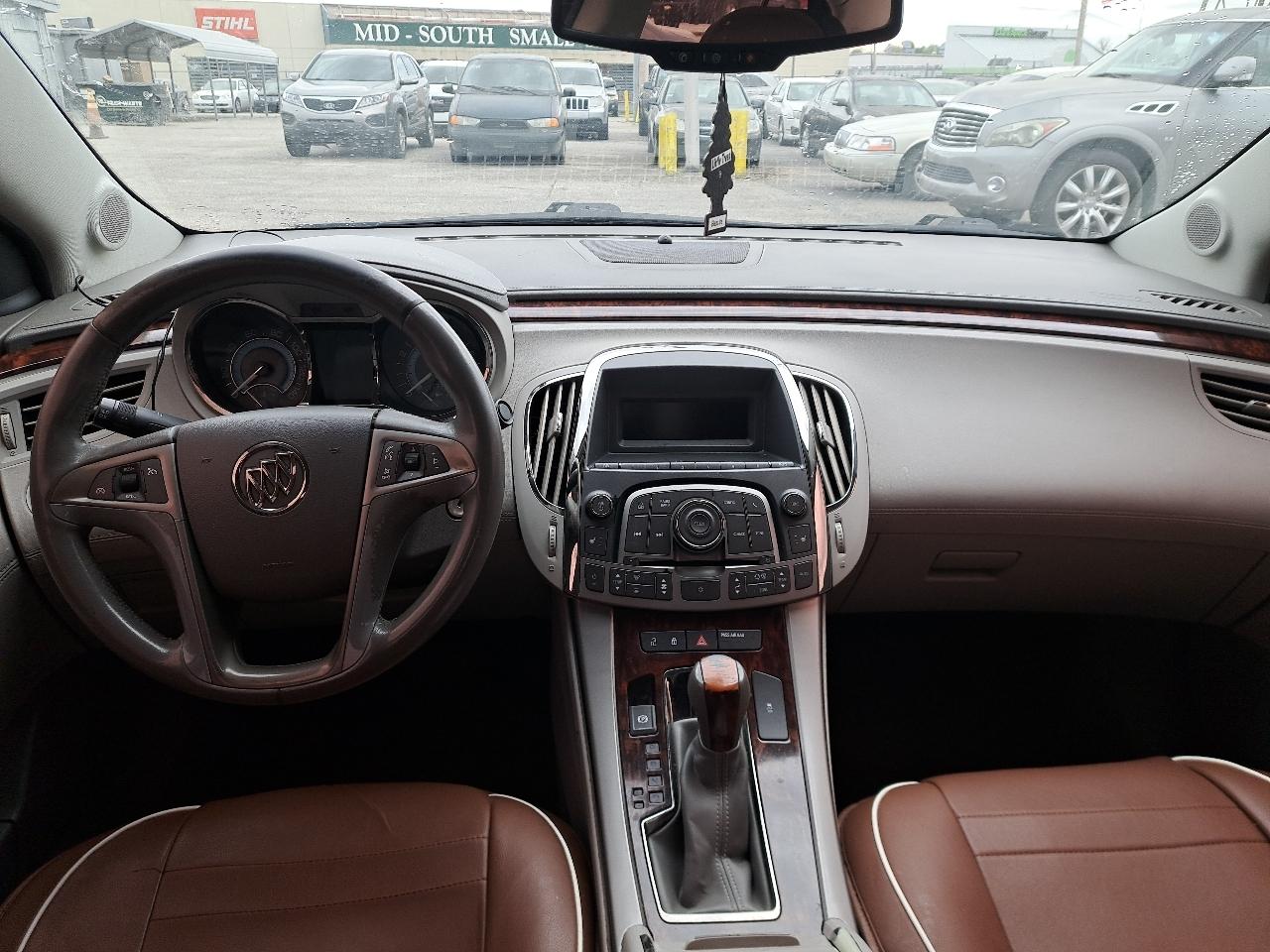 Buick LaCrosse 4dr Sdn CXL 2011