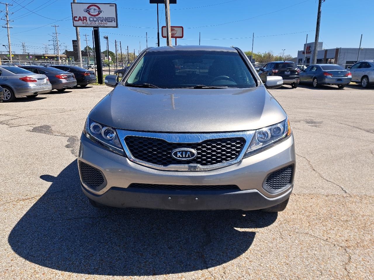 Kia Sorento Base 4D SUV FWD 2011