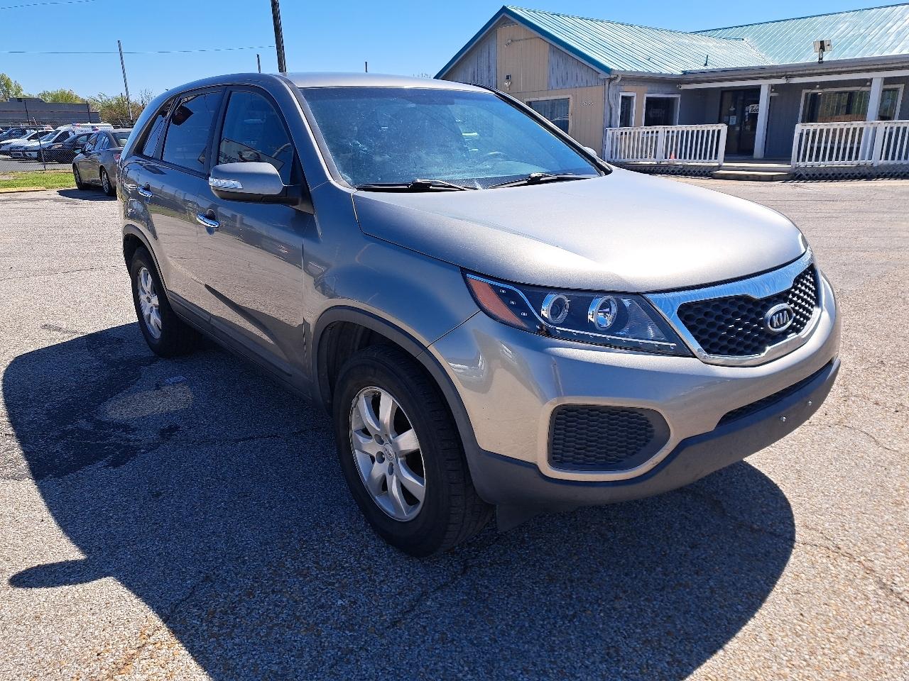 Kia Sorento Base 4D SUV FWD 2011