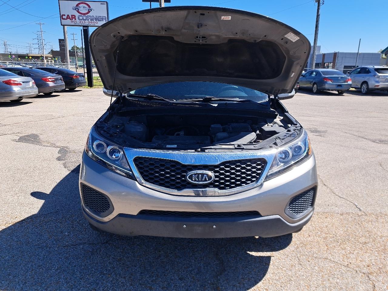 Kia Sorento Base 4D SUV FWD 2011