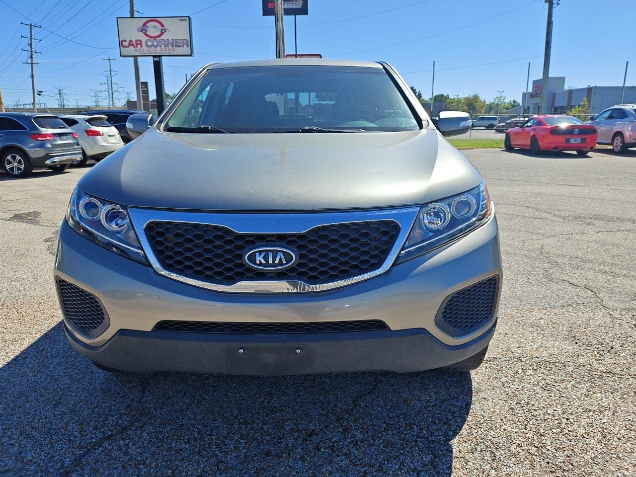 Kia Sorento Base 4D SUV FWD 2011