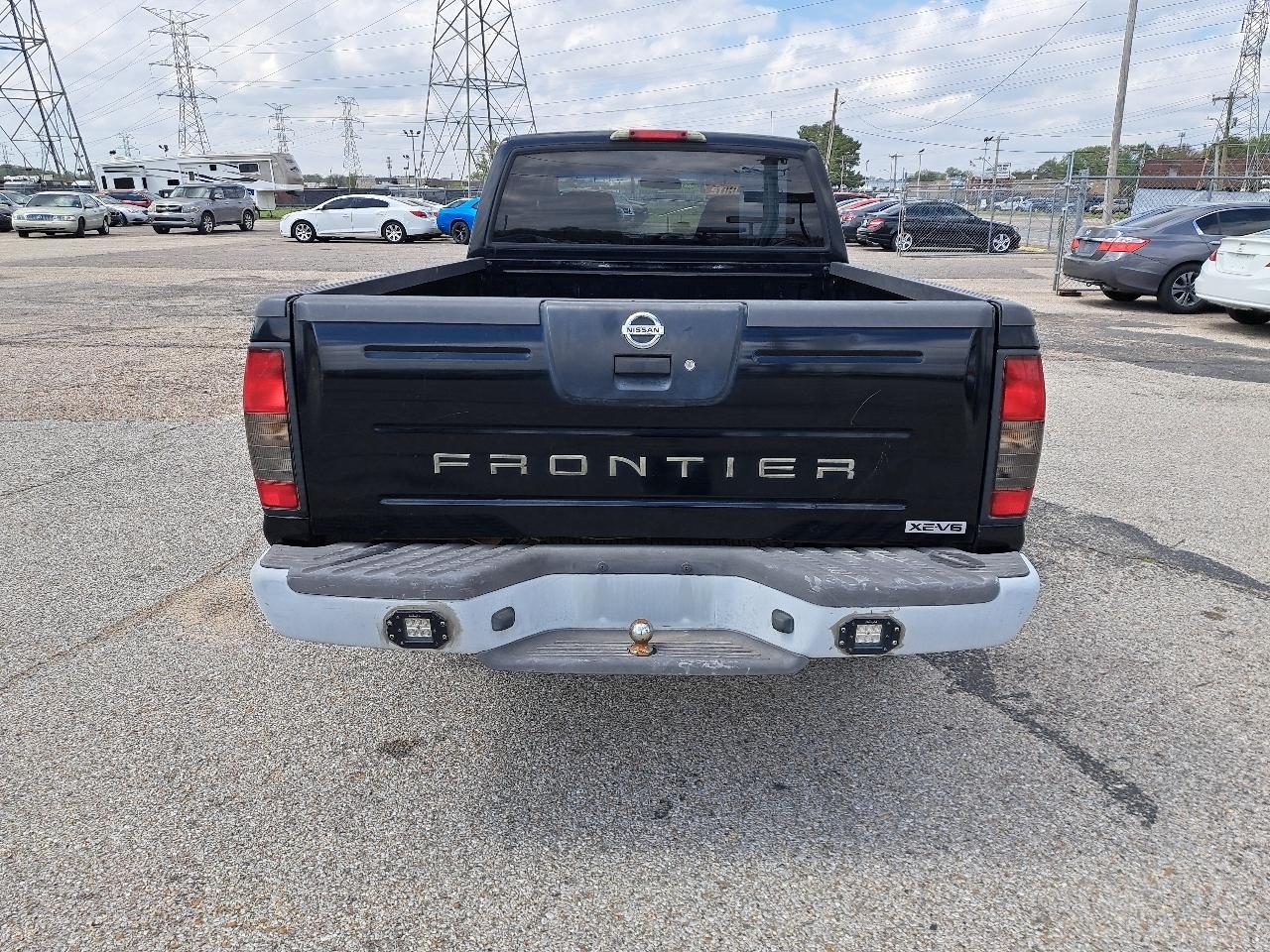 Nissan Frontier XE-V6 Crew Cab 2WD 2004