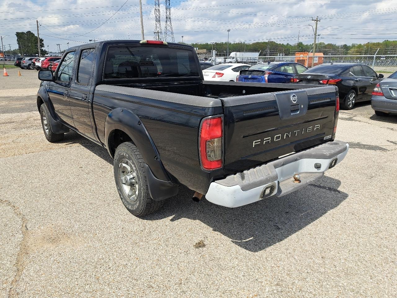 Nissan Frontier XE-V6 Crew Cab 2WD 2004