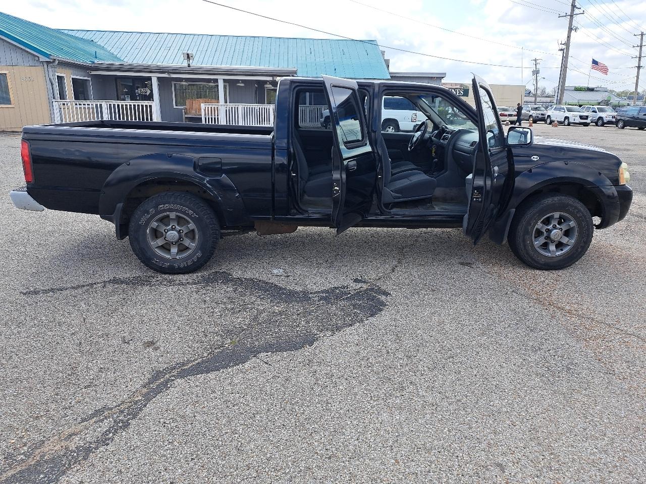 Nissan Frontier XE-V6 Crew Cab 2WD 2004