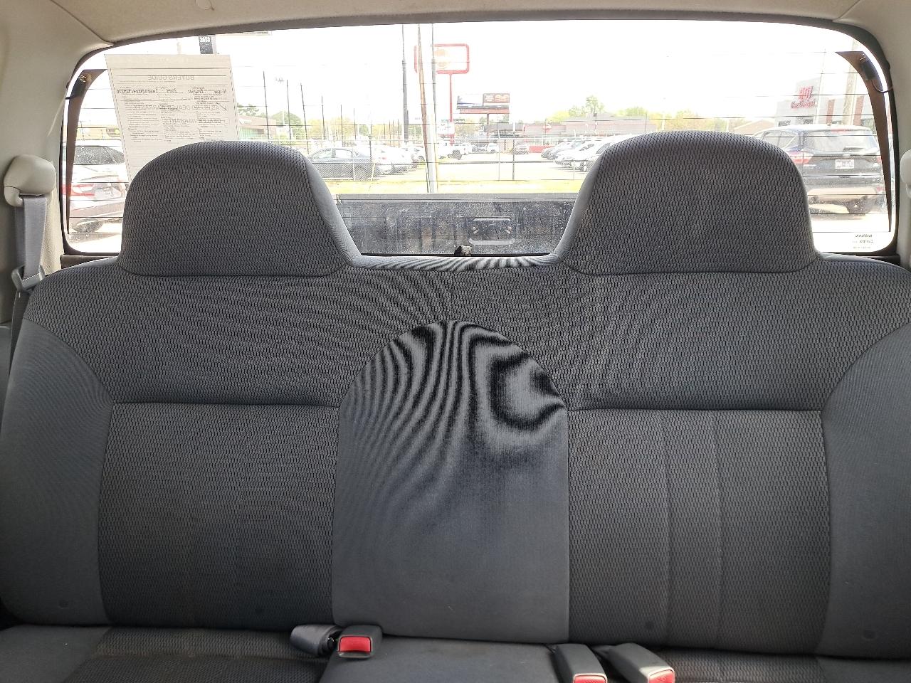 Nissan Frontier XE-V6 Crew Cab 2WD 2004