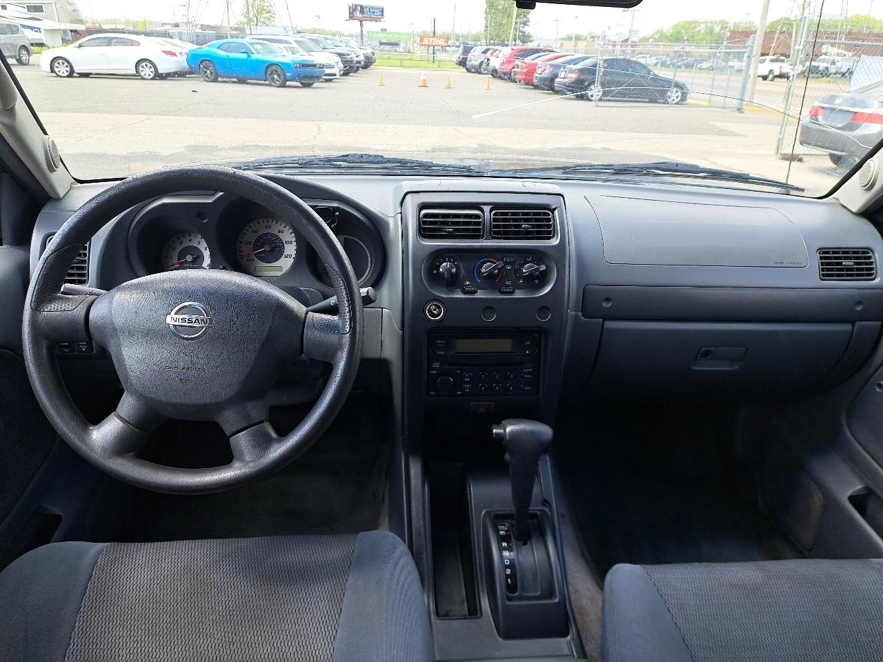 Nissan Frontier XE-V6 Crew Cab 2WD 2004