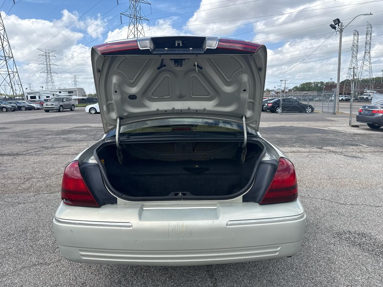 Mercury Grand Marquis LS Premium 2004