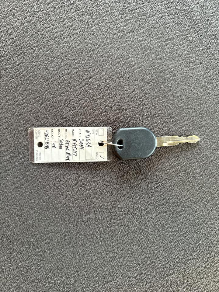 Mercury Grand Marquis LS Premium 2004