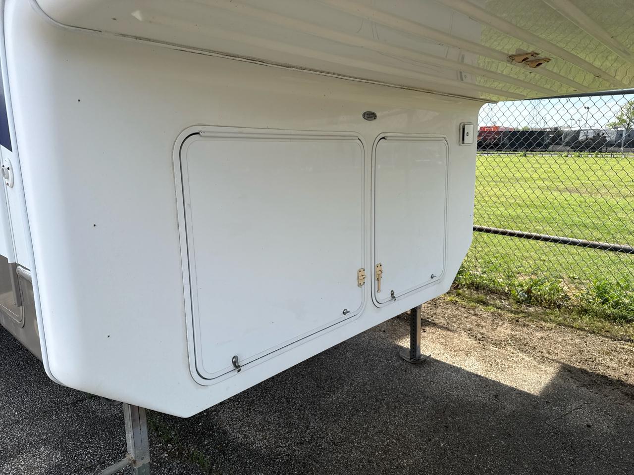 Holiday Rambler Presidential Suite  2009