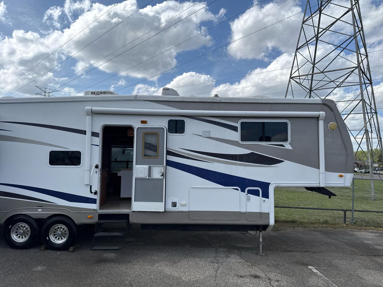 Holiday Rambler Presidential Suite  2009