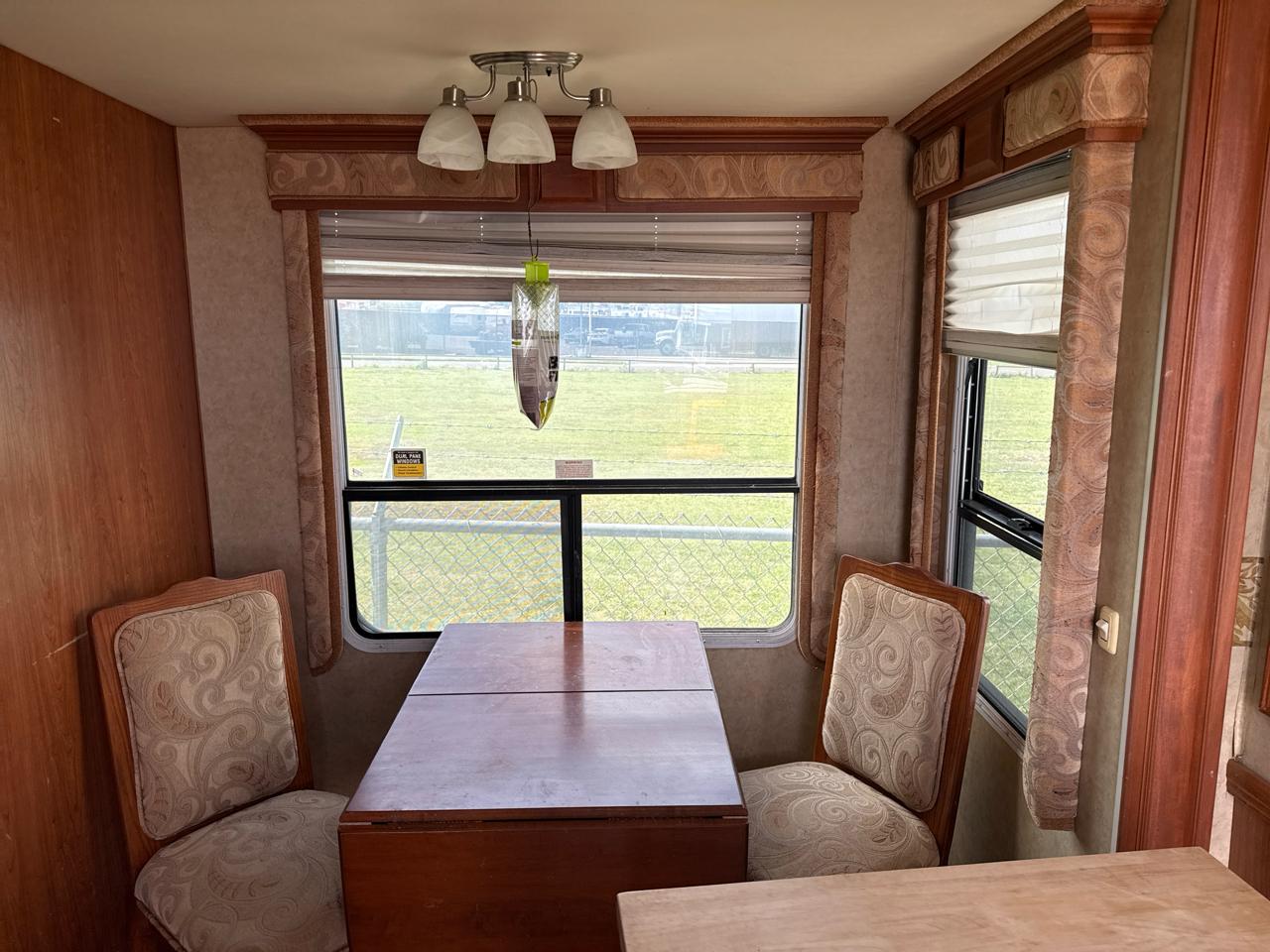 Holiday Rambler Presidential Suite  2009