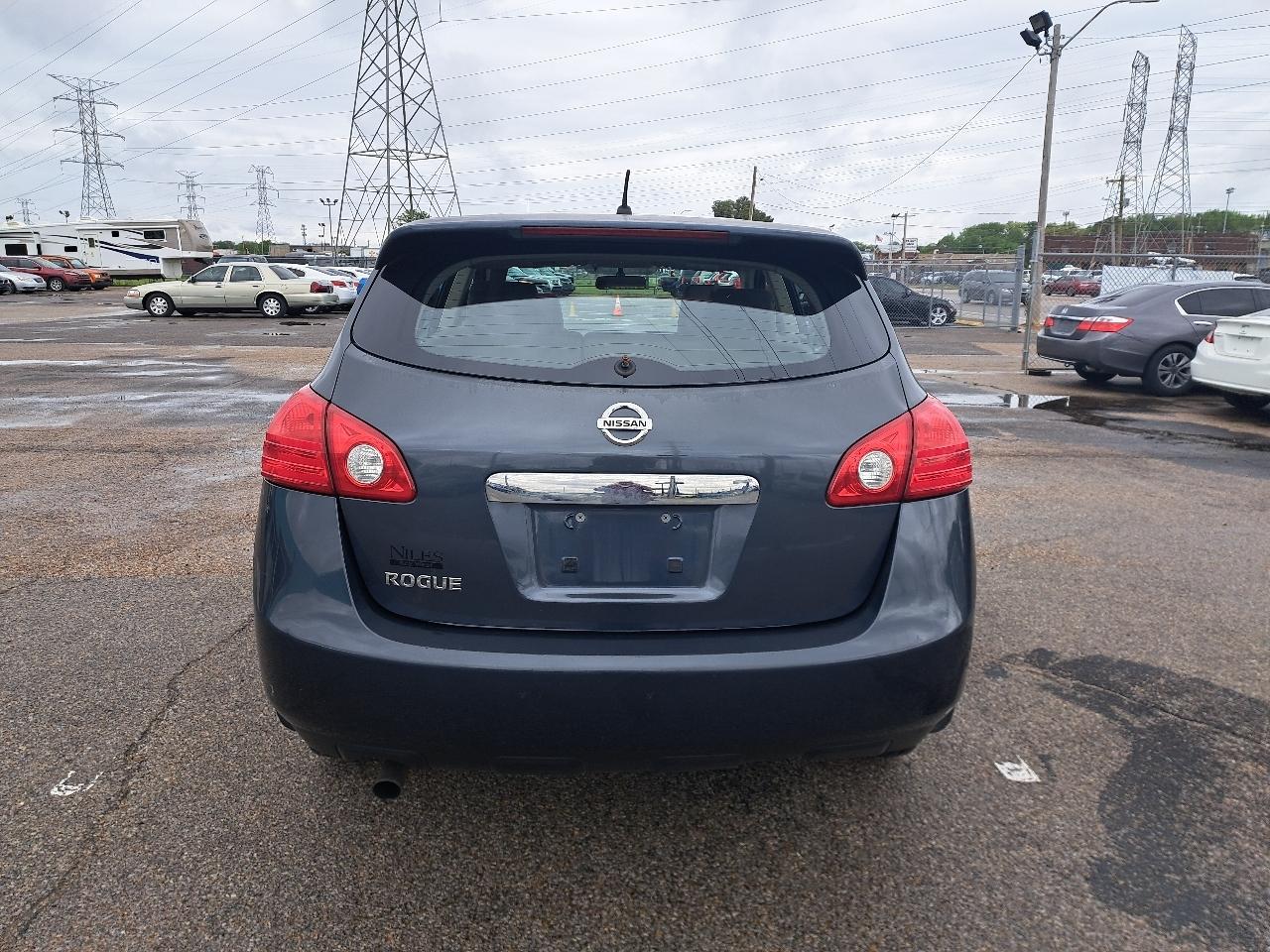 Nissan Rogue FWD 4dr S 2012