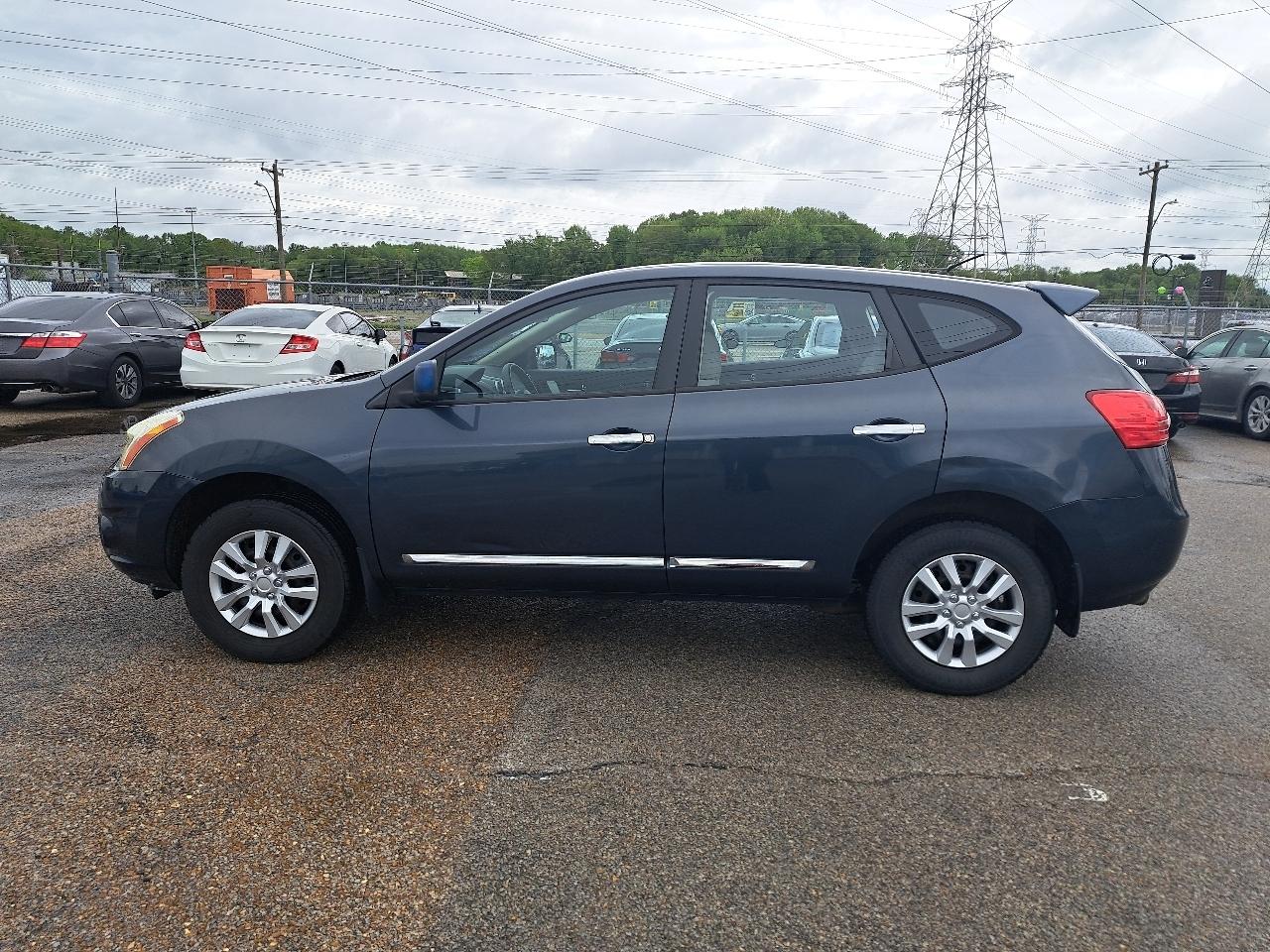 Nissan Rogue FWD 4dr S 2012