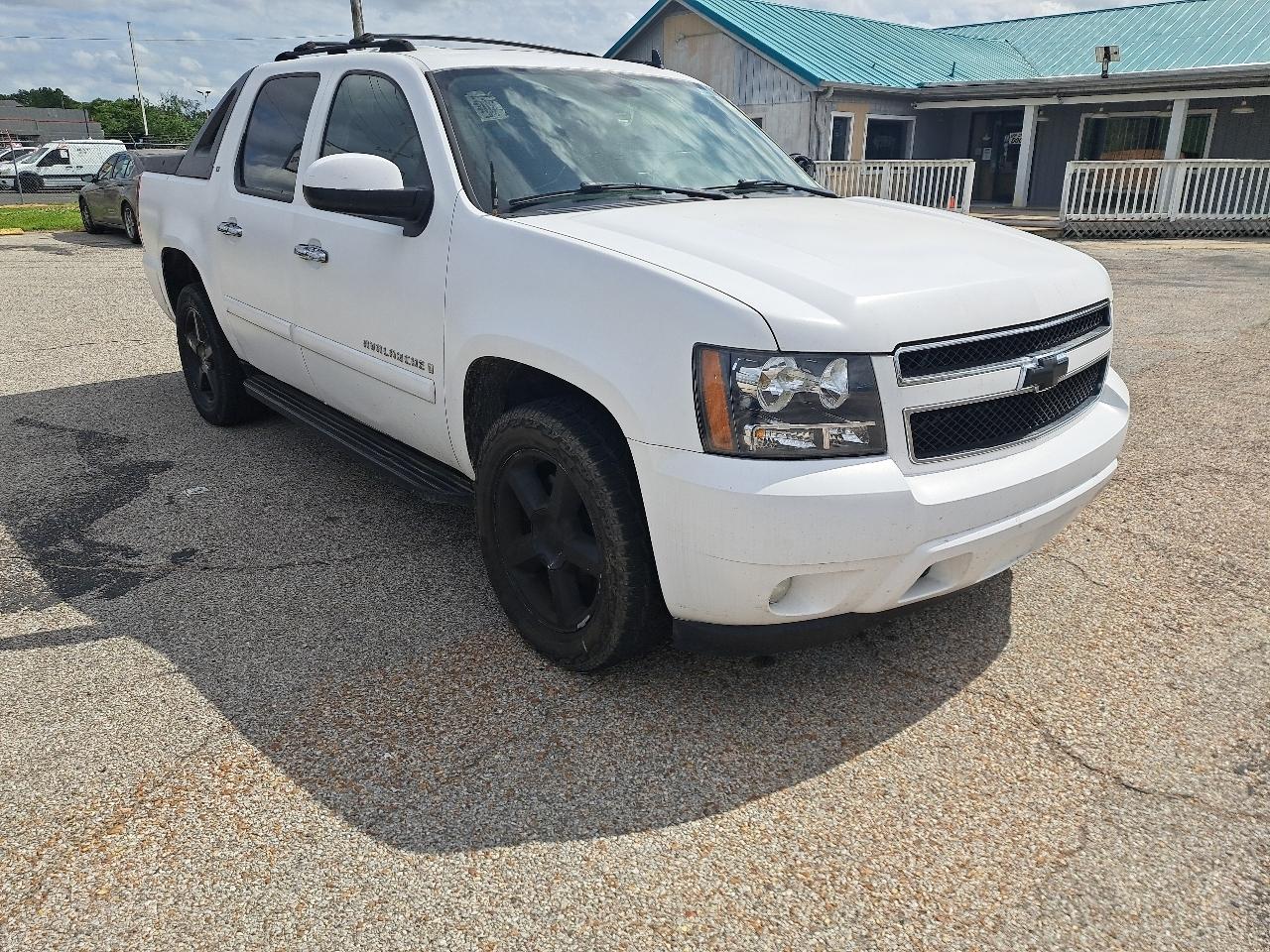 Chevrolet Avalanche 1500 4D SUV 4WD 2007