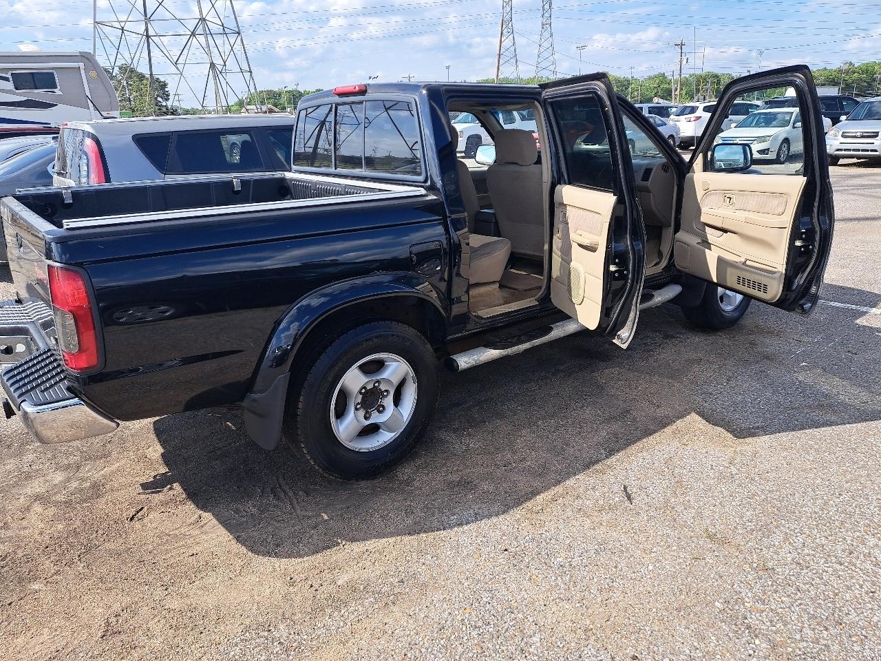 Nissan Frontier  2000