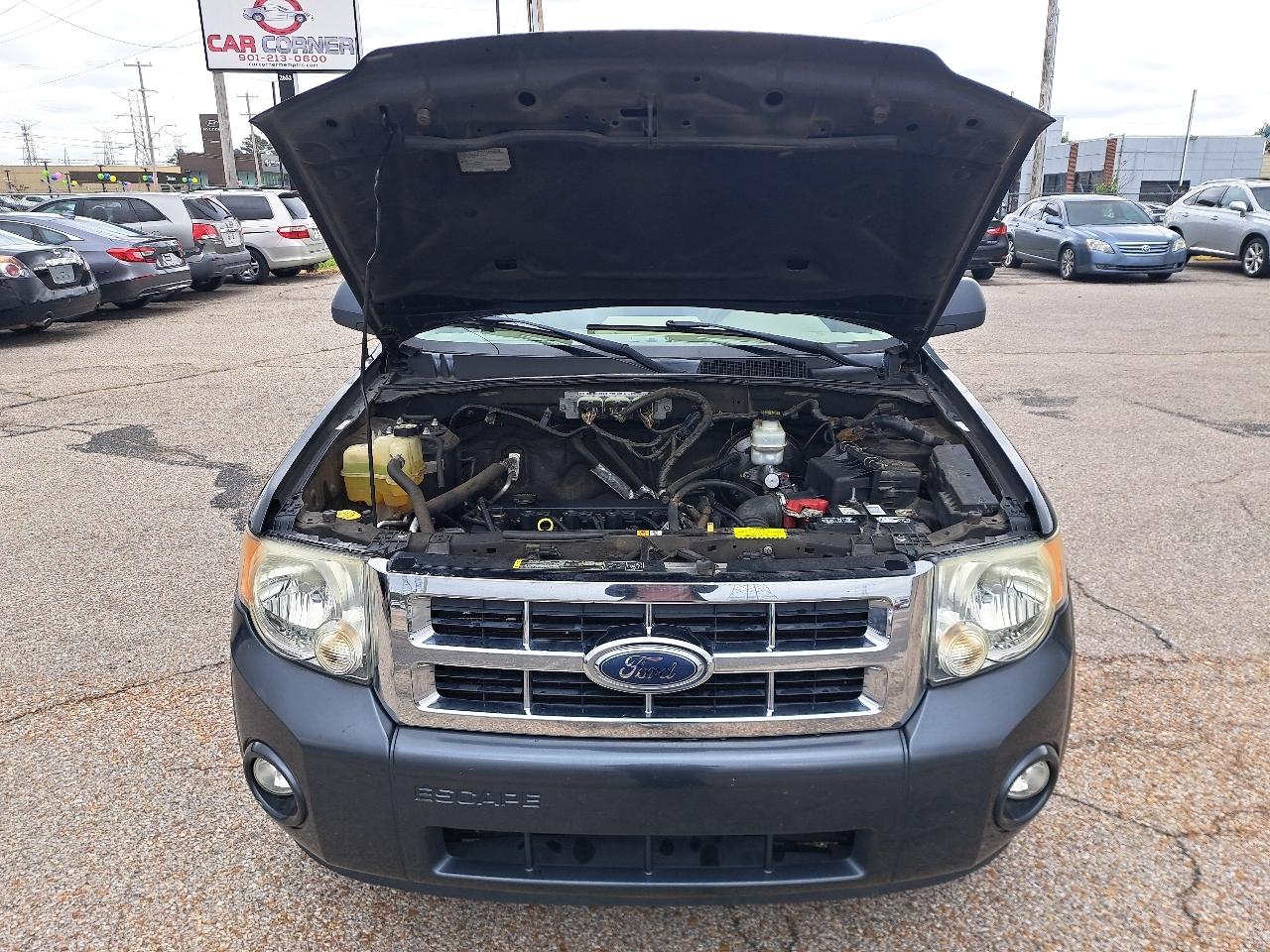 Ford Escape FWD 4dr XLT 2009