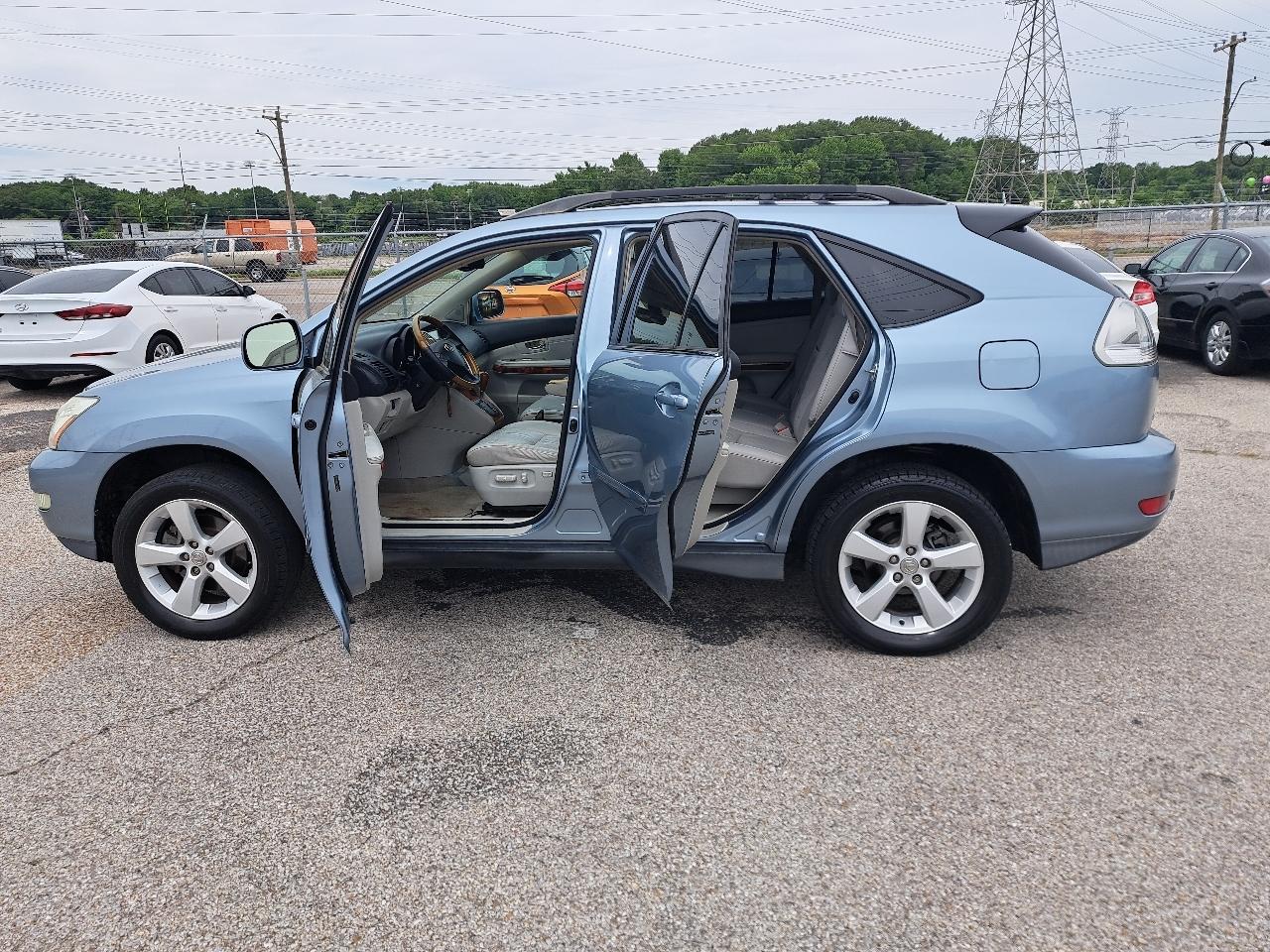 Lexus RX 330 4dr SUV 2004