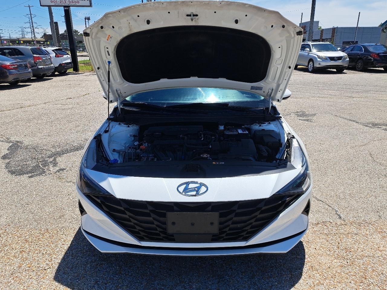 Hyundai Elantra SEL 2021