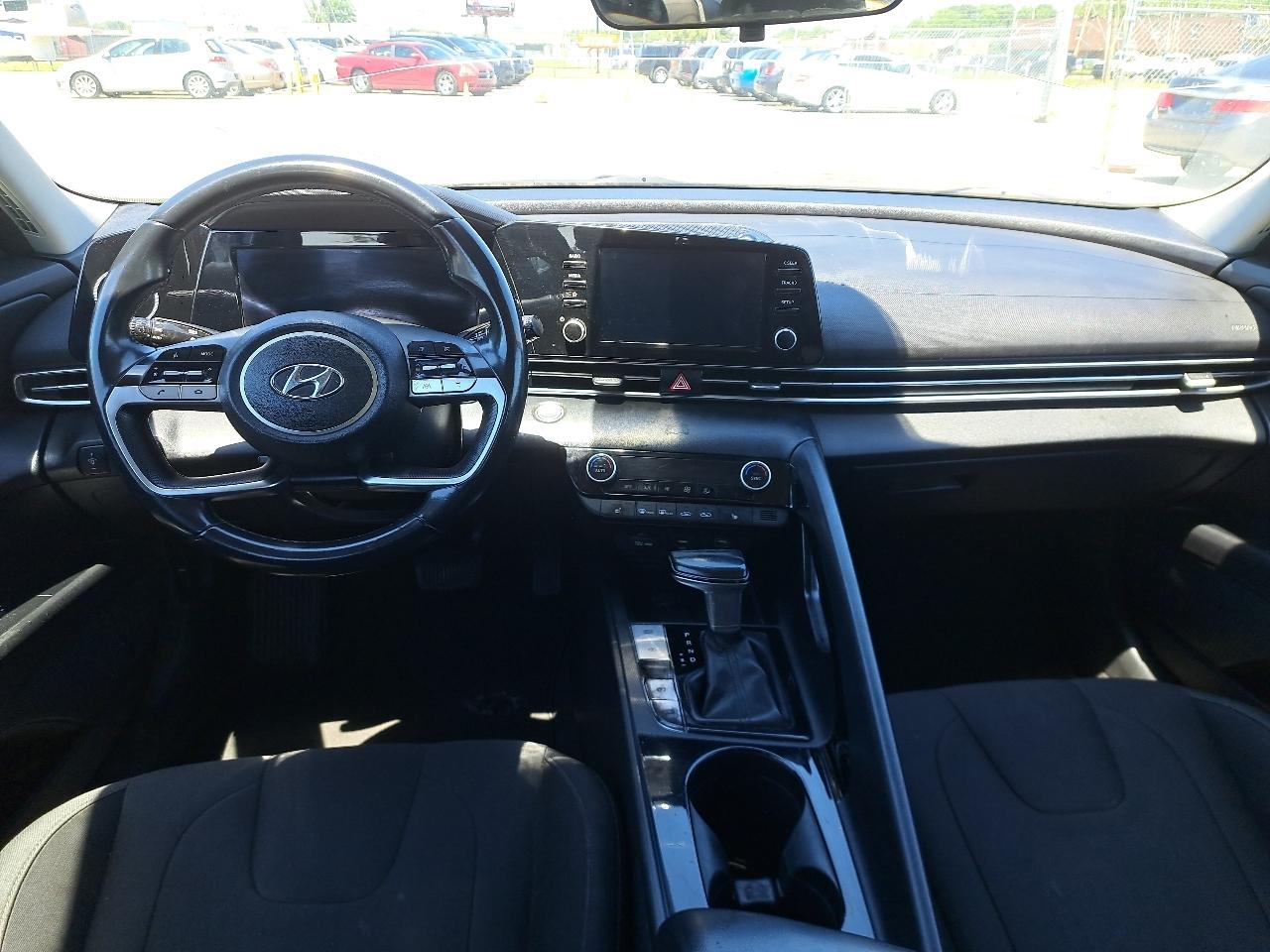 Hyundai Elantra SEL 2021