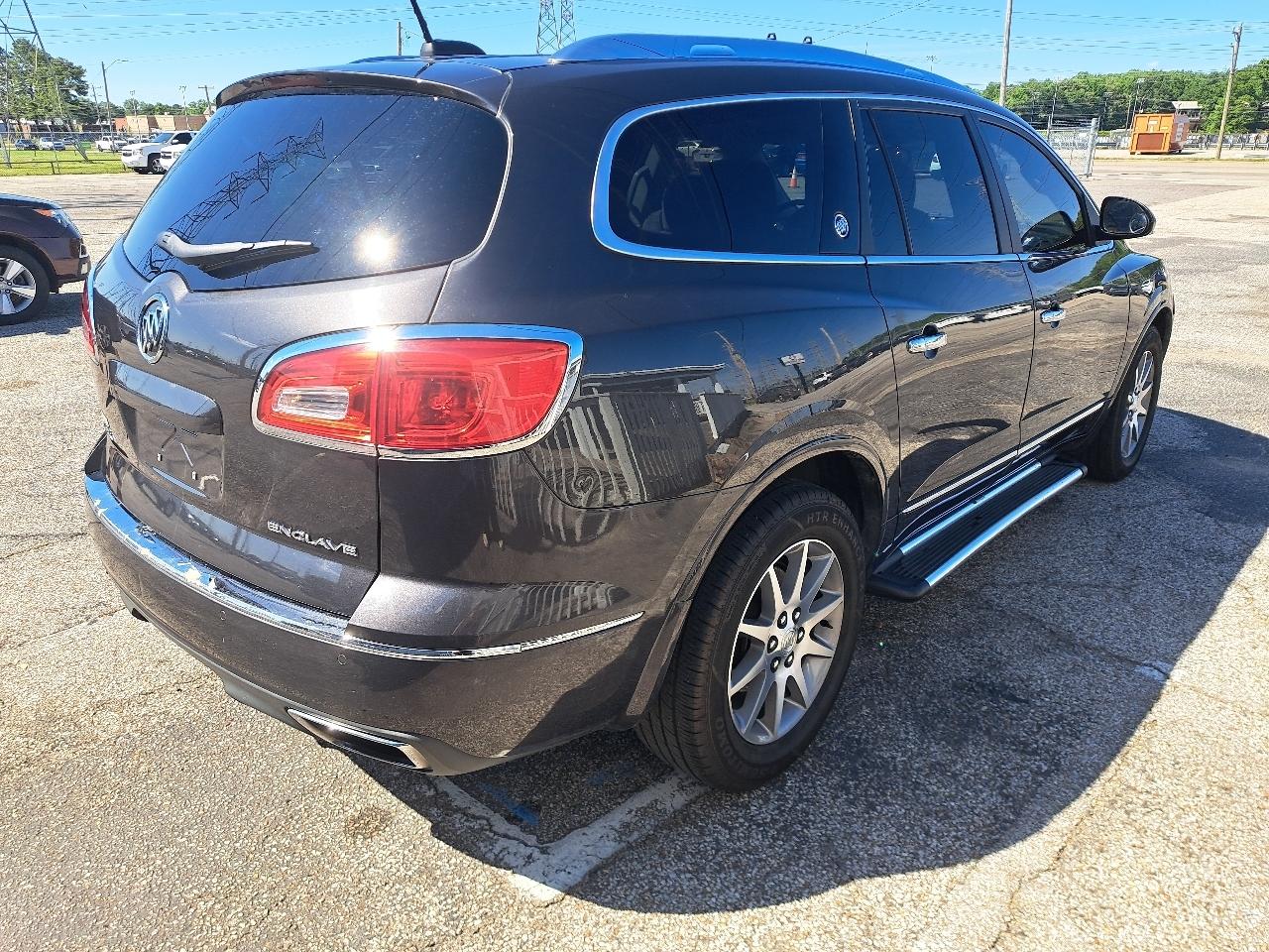 Buick Enclave FWD 4dr 2017