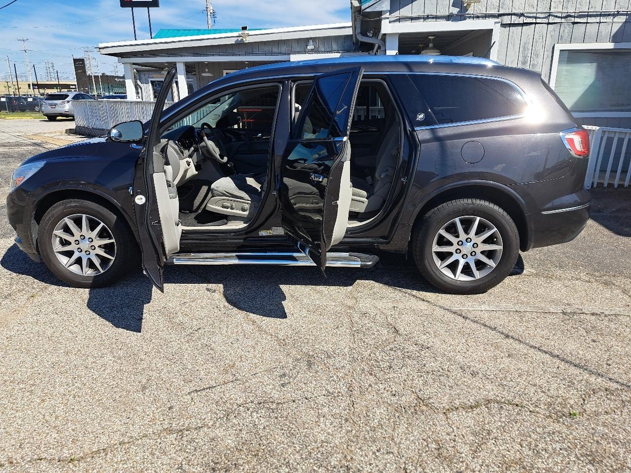 Buick Enclave FWD 4dr 2017