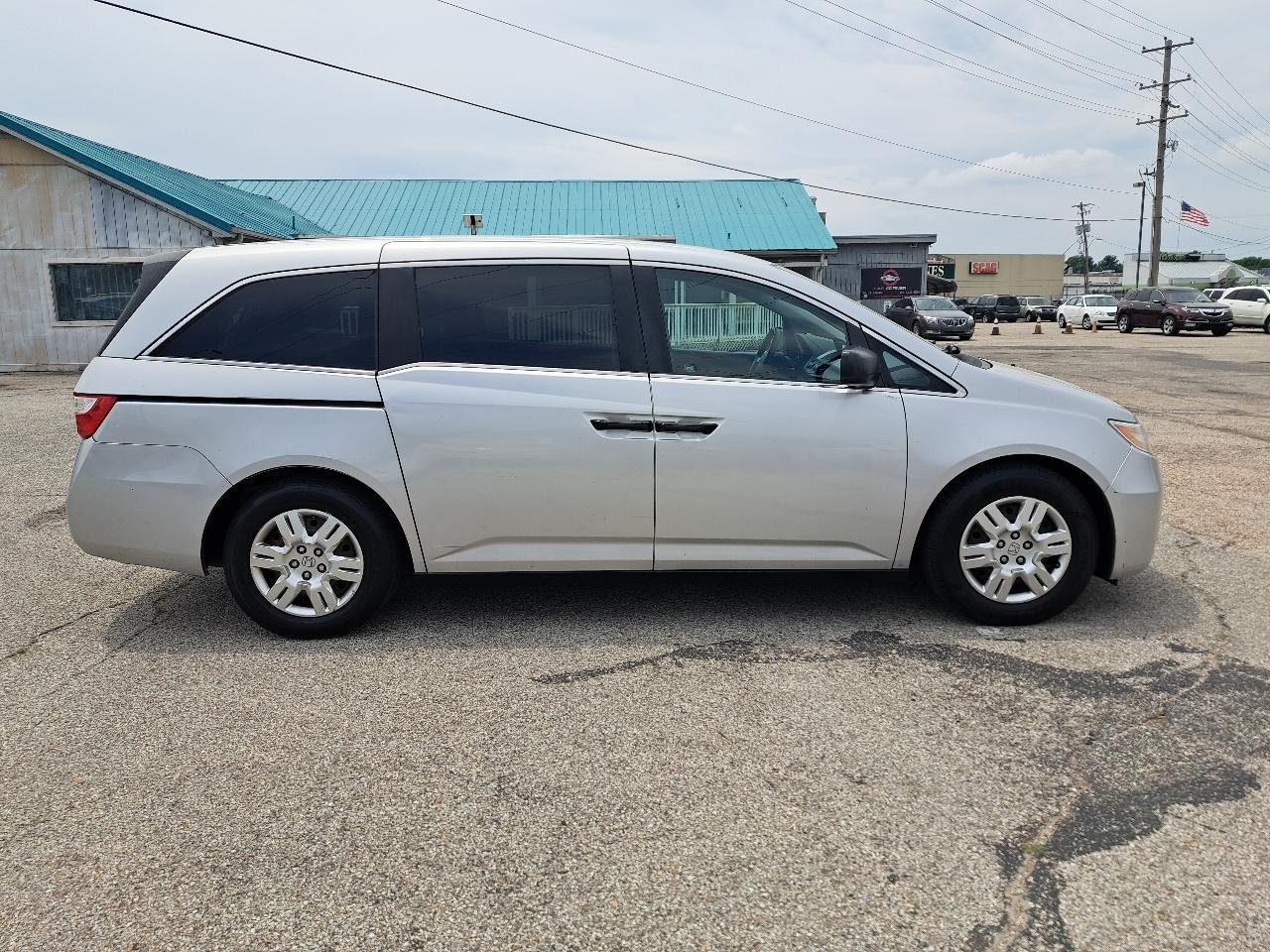 Honda Odyssey LX 2012
