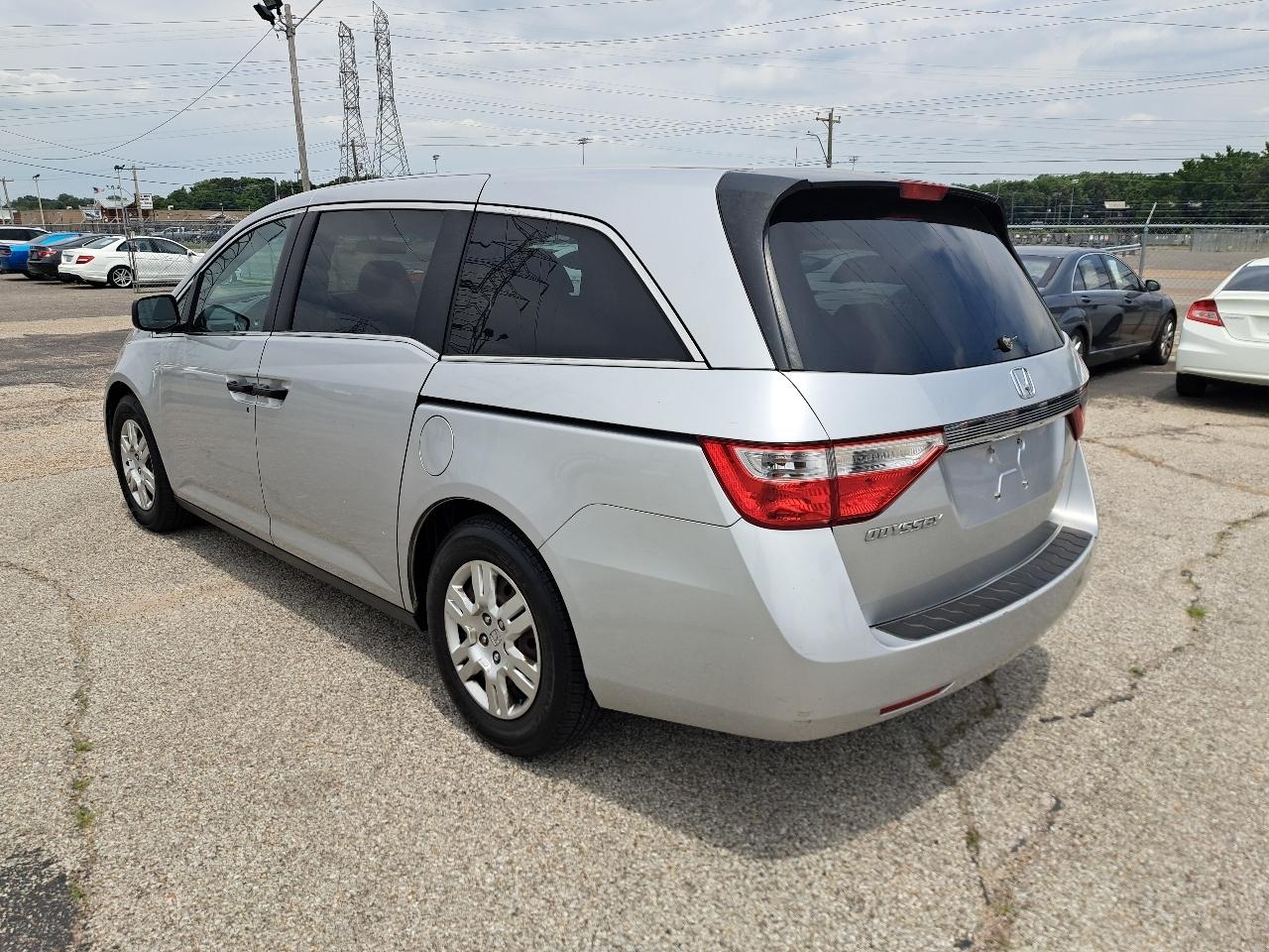 Honda Odyssey LX 2012