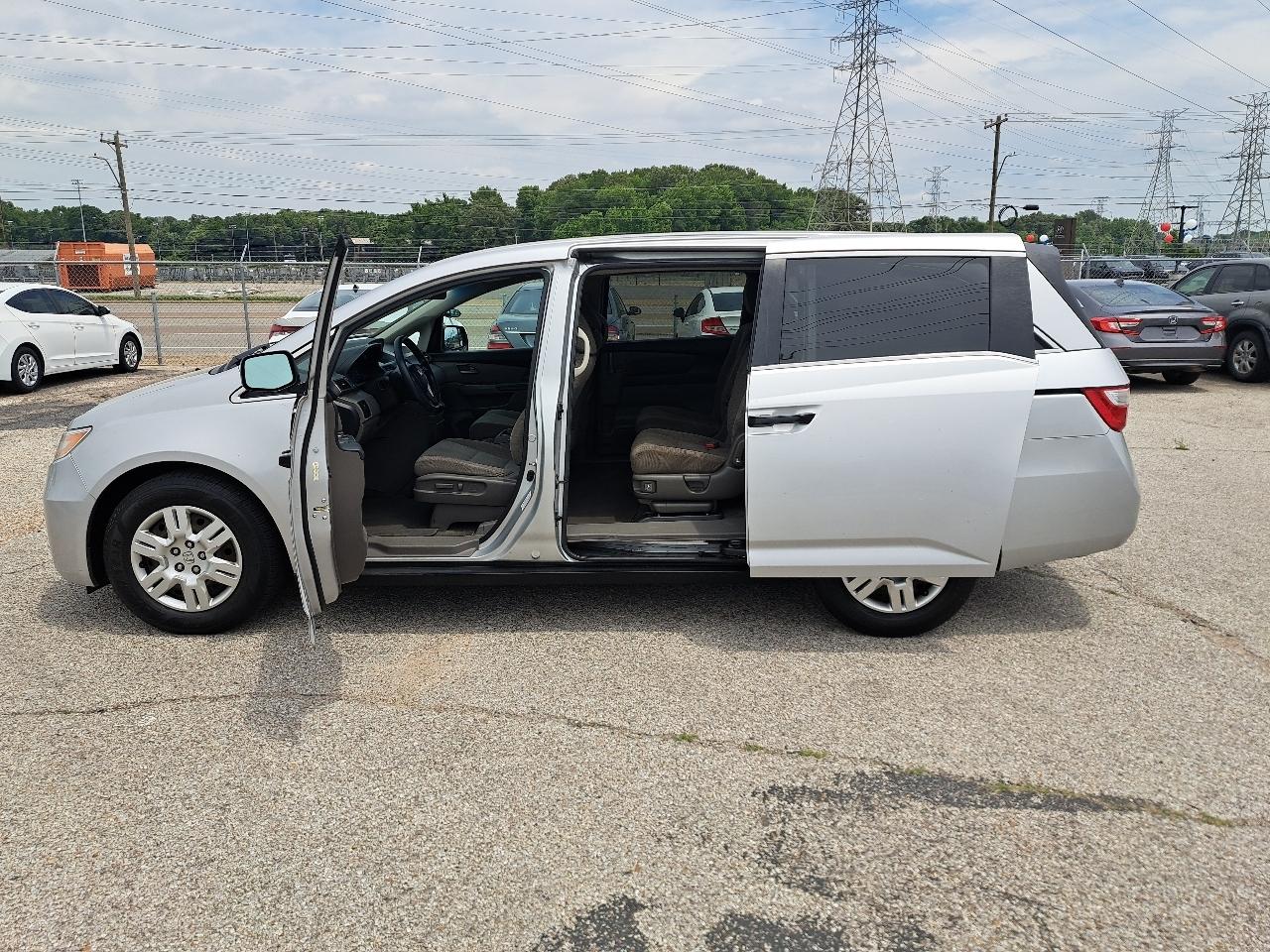 Honda Odyssey LX 2012