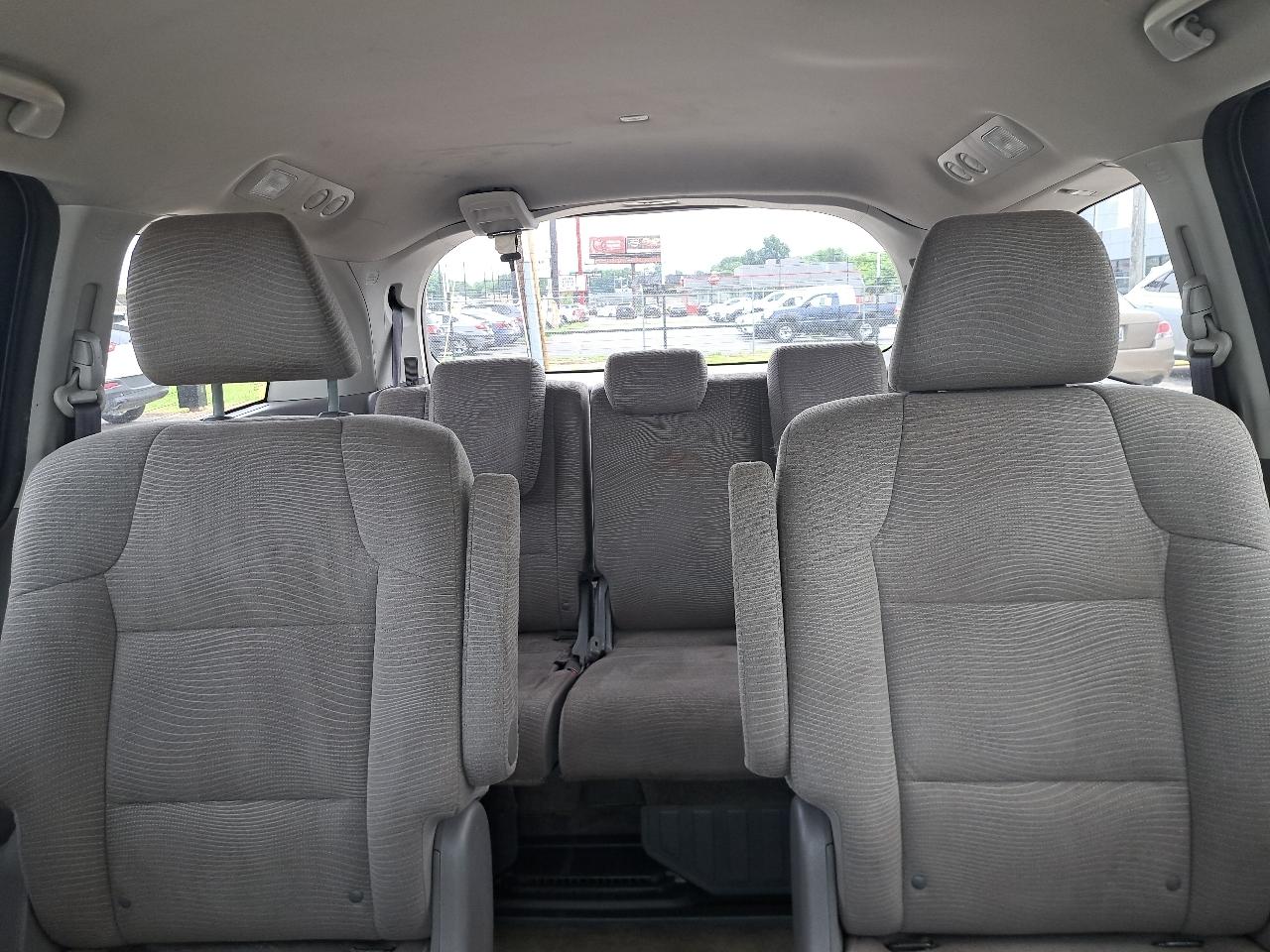 Honda Odyssey LX 2012