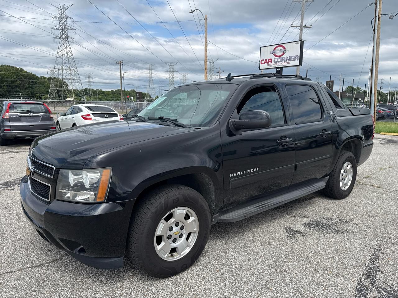 2013 Chevrolet Avalanche LS 2WD