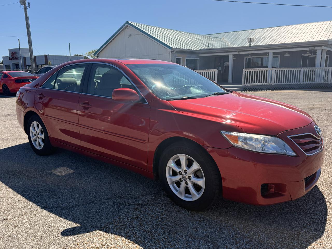 Toyota Camry SE 6-Spd MT 2010