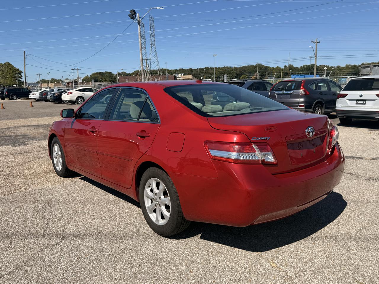 Toyota Camry SE 6-Spd MT 2010