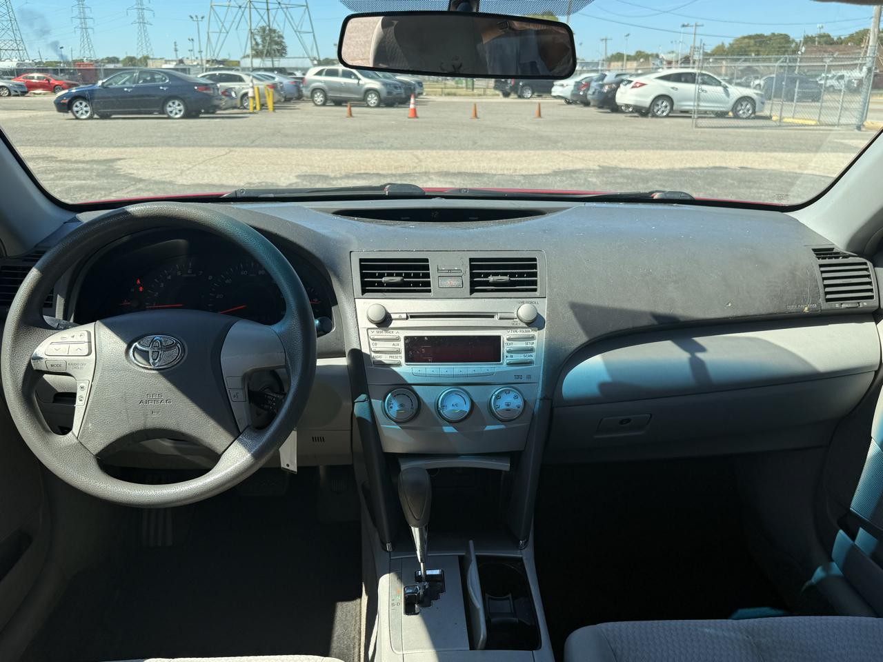 Toyota Camry SE 6-Spd MT 2010
