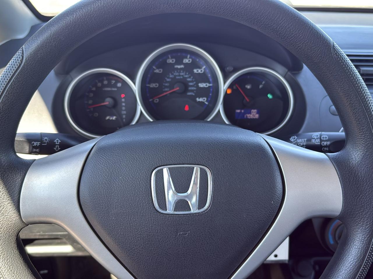 Honda Fit 5-Speed AT 2007