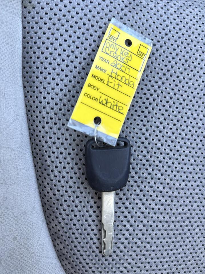 Honda Fit 5-Speed AT 2007