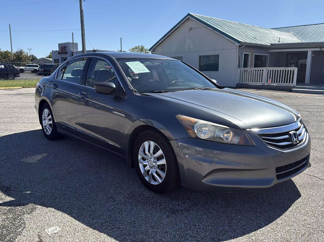 Honda Accord LX sedan AT 2012