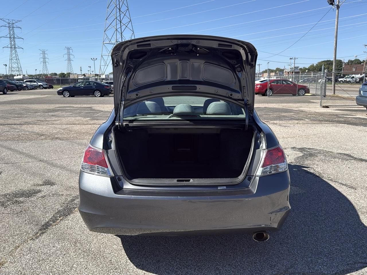 Honda Accord LX sedan AT 2012
