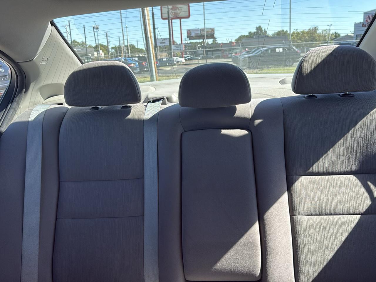 Honda Accord LX sedan AT 2012