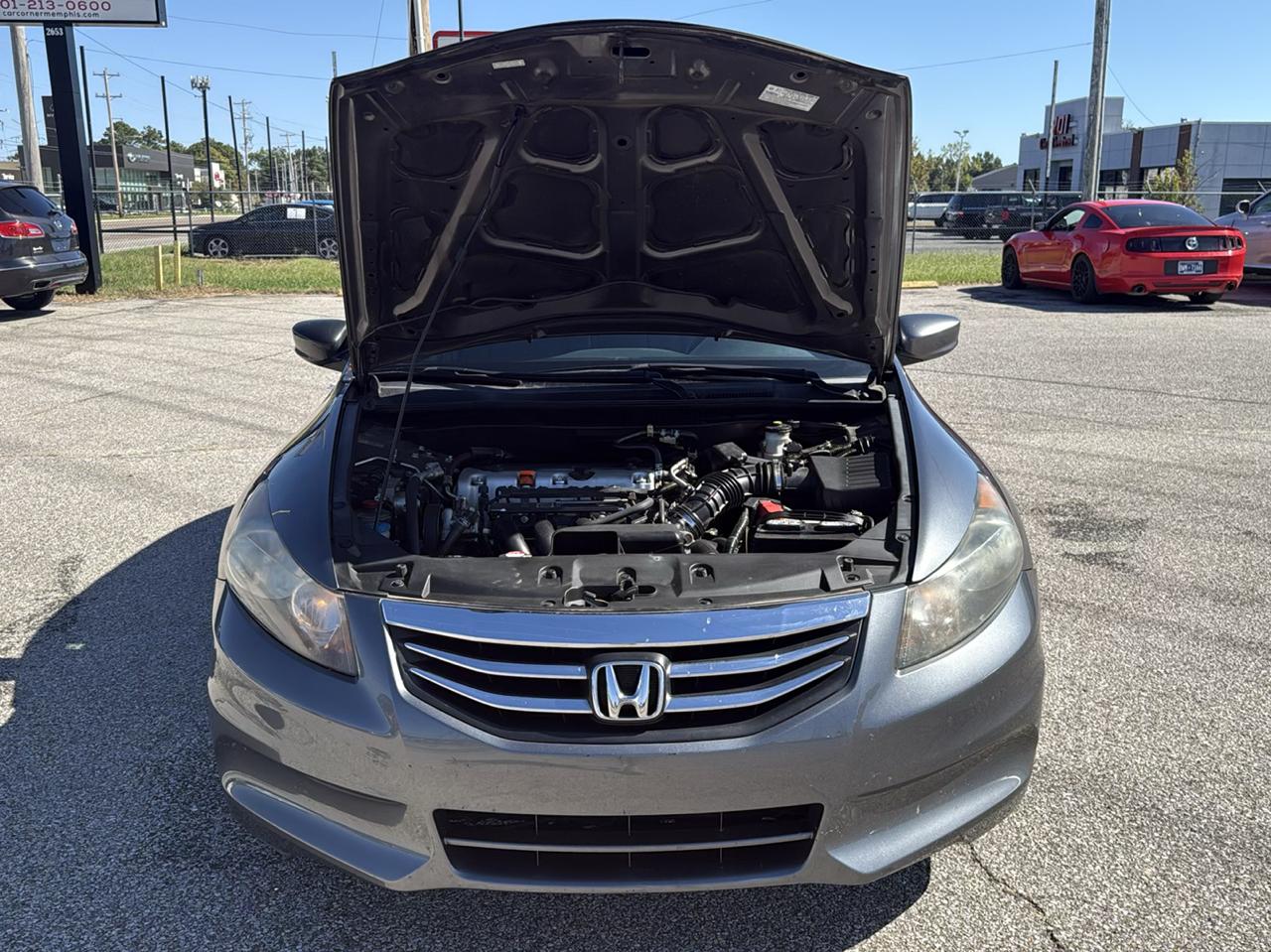Honda Accord LX sedan AT 2012
