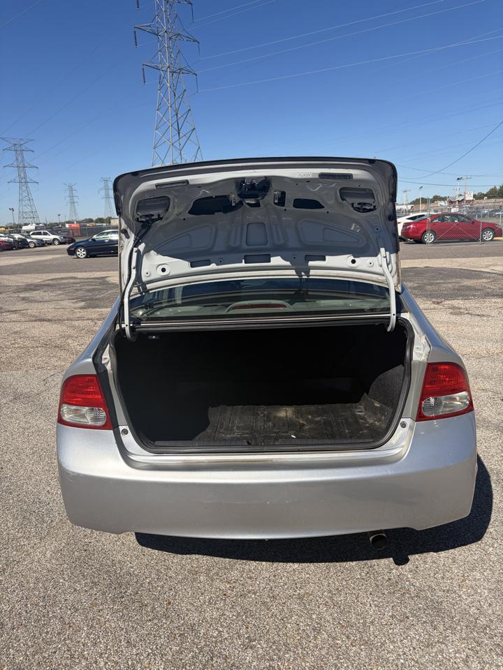 Honda Civic LX Sedan 5-Speed AT 2009