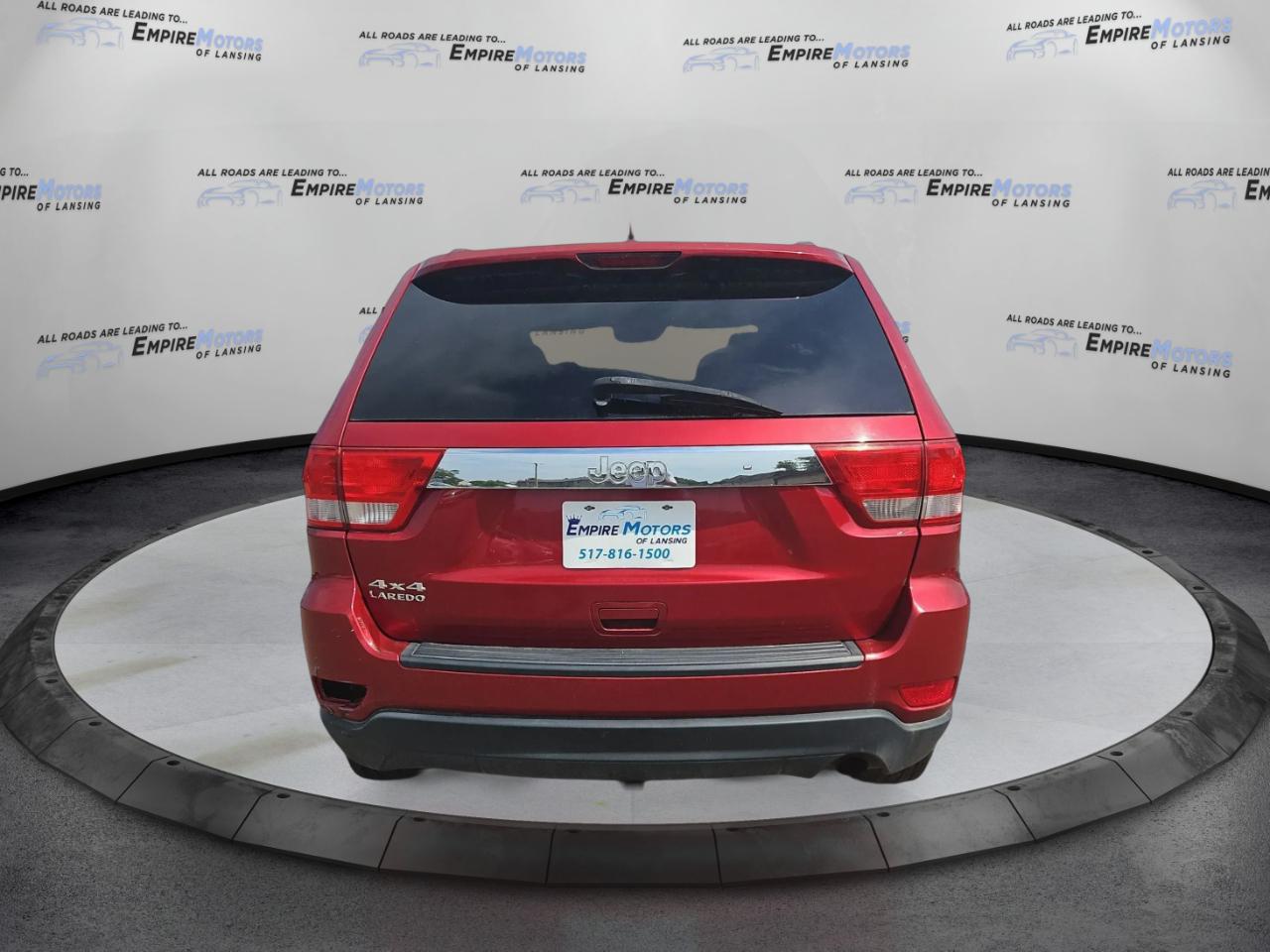Jeep Grand Cherokee Laredo 4WD 2011